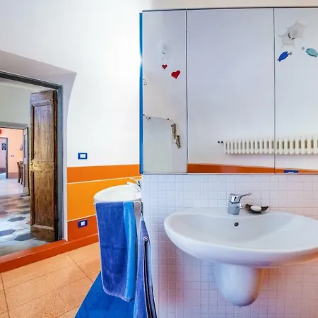 La Casa Di Finalborgo 4 Posti In Centro Borgo